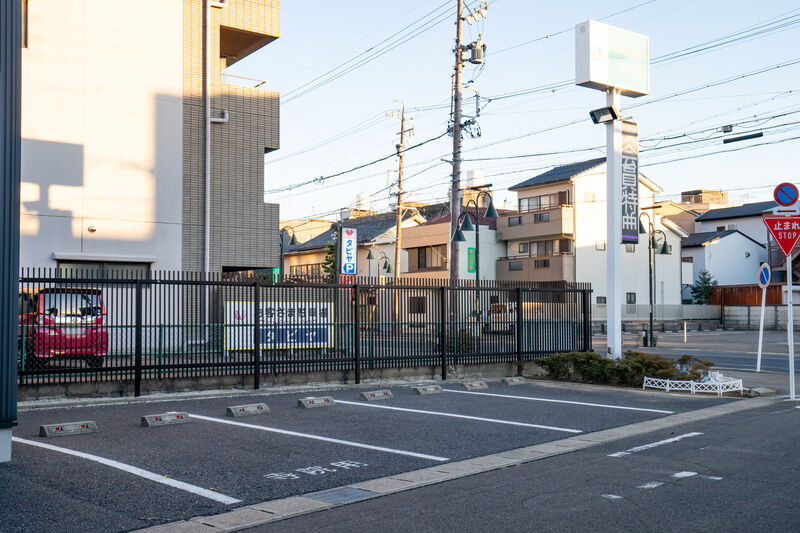 セルカホール駅前 駐車場1