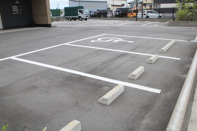 家族葬ホール喪安　羽根東 駐車場