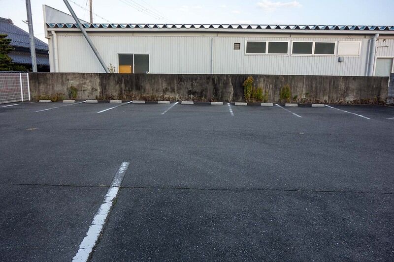 タウンホール日野 駐車場1