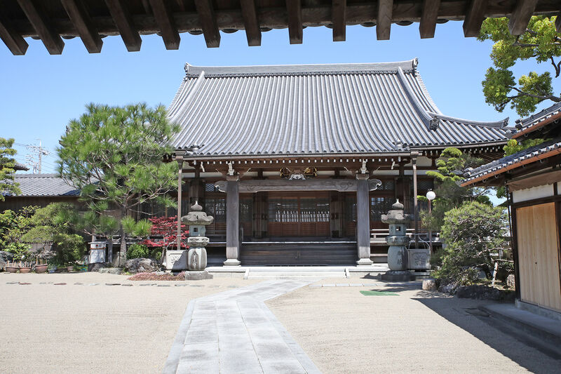 養草寺 外観