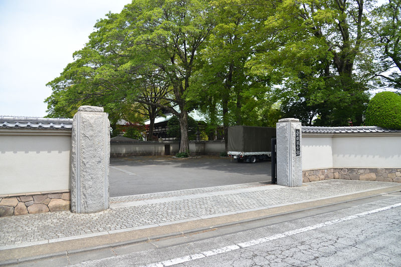 愛染院会館 入口2