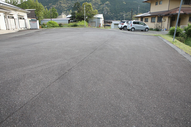 鮒田構造改善センター 駐車場