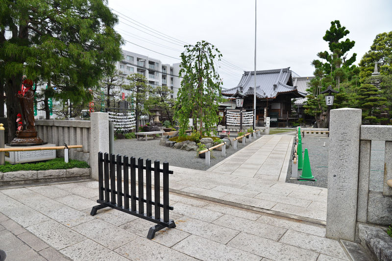 常性寺会堂 入口1