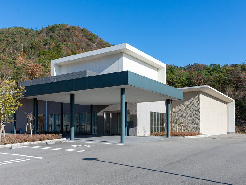 能勢町営斎場 入口