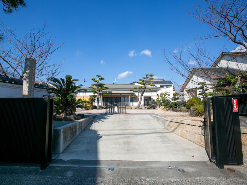 正法寺　本堂 入り口