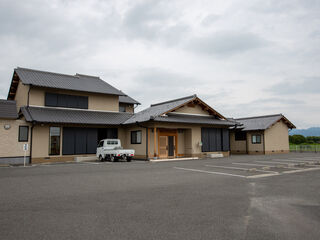 花吉葬祭　光ホール