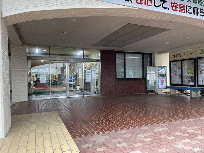 白橿地区公民館 外観２