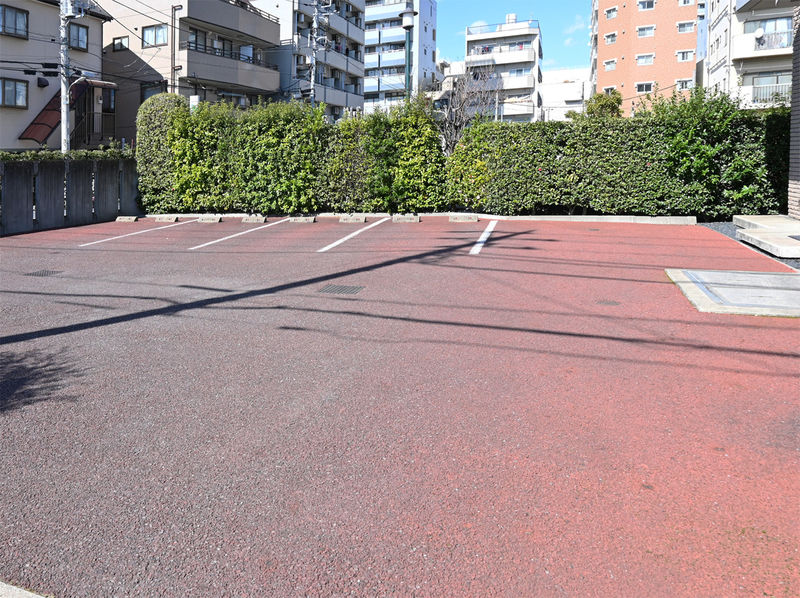 密厳院会館 駐車場２