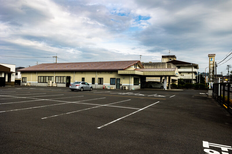 やすらぎホール下松 本館 駐車場