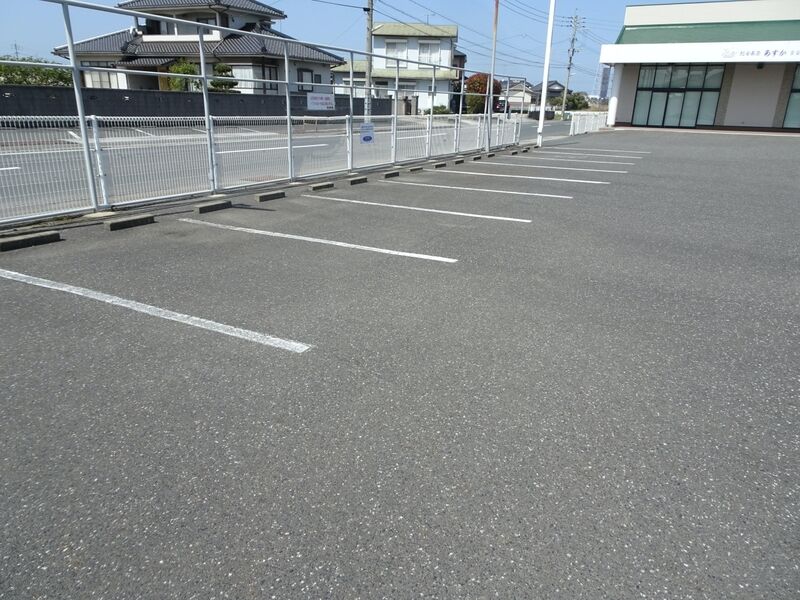 総合葬祭あすか　吉富斎場 駐車場２