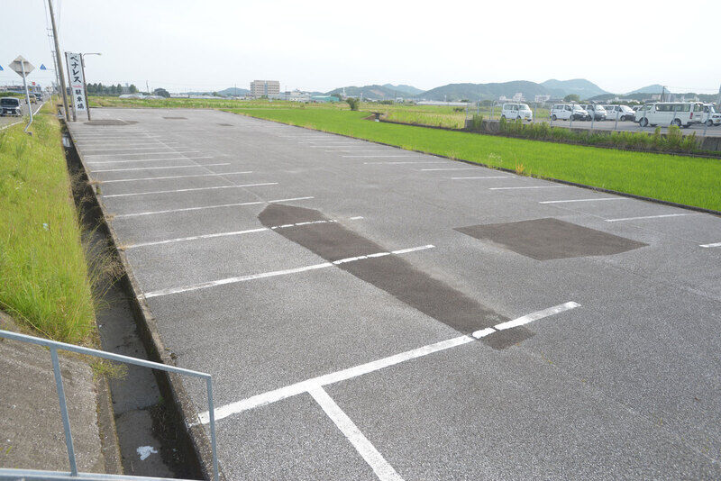 南国斉場ベナレス 駐車場2