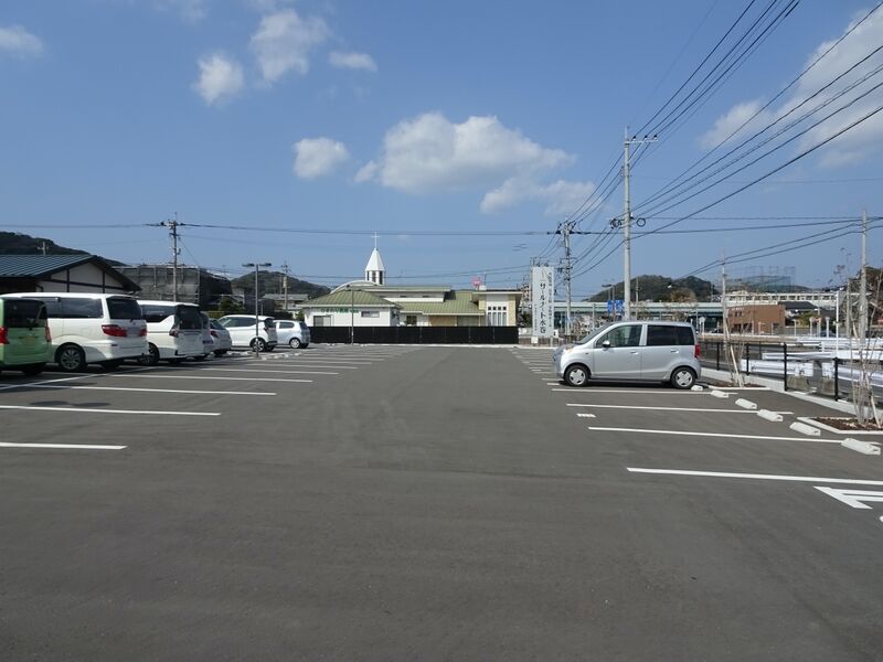 サールナート水巻 駐車場１