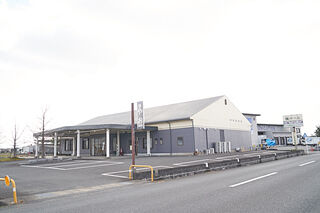 いすや　楓ホール