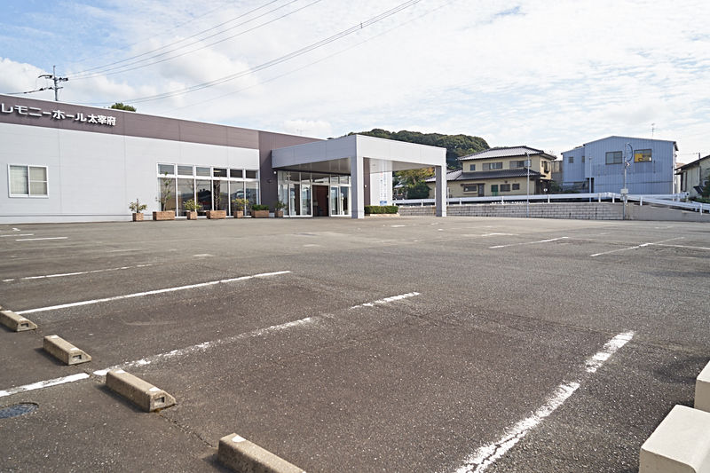 しらゆりセレモニーホール　太宰府 駐車場1