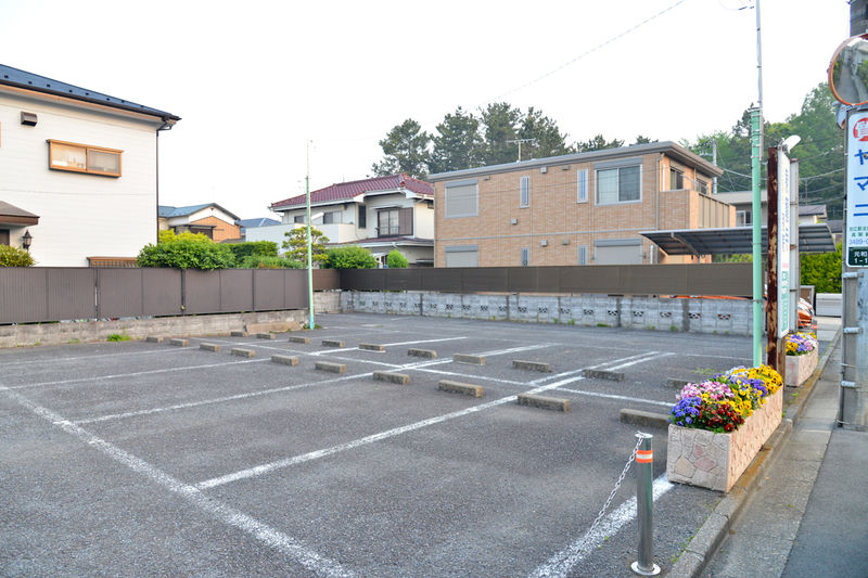 泉龍寺別院 駐車場1