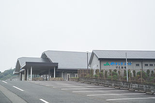 やすらぎ会館　すえ斎場　本館