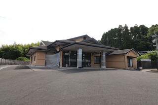 京田葬儀社斎場