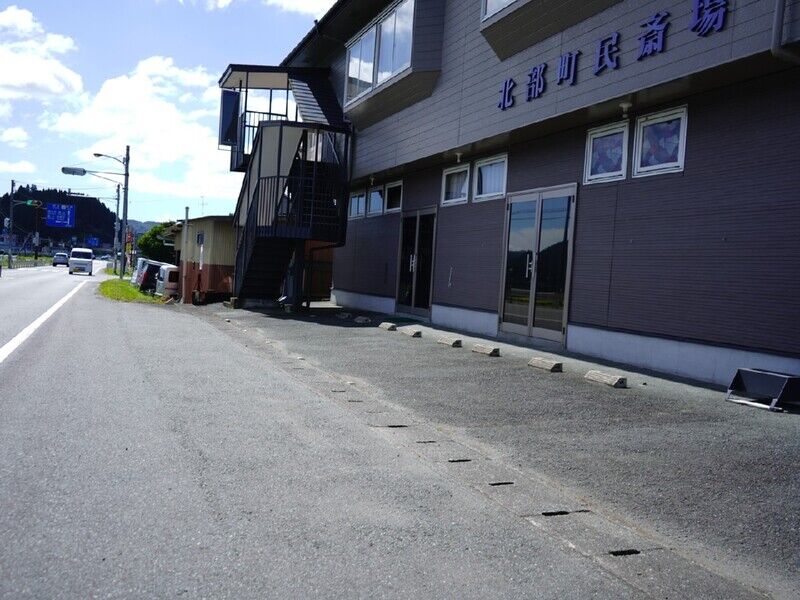 北部町民斎場 駐車場1