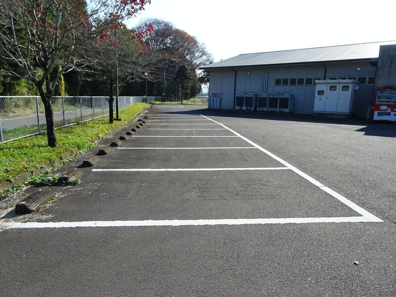 プリエールおおの 駐車場１