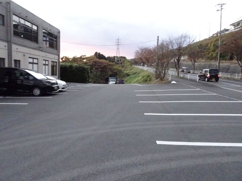 日出紫雲閣 駐車場２
