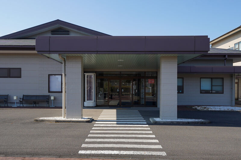 西都弘益社　斎場 入口