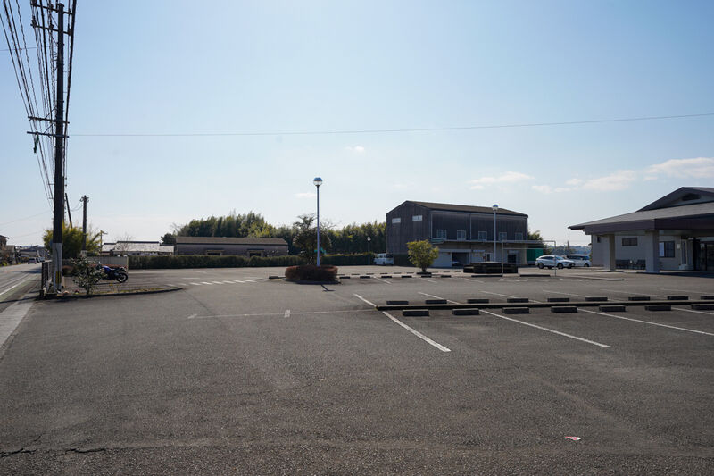 西都弘益社　斎場 駐車場