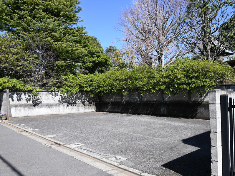 圓融寺示真殿 駐車場