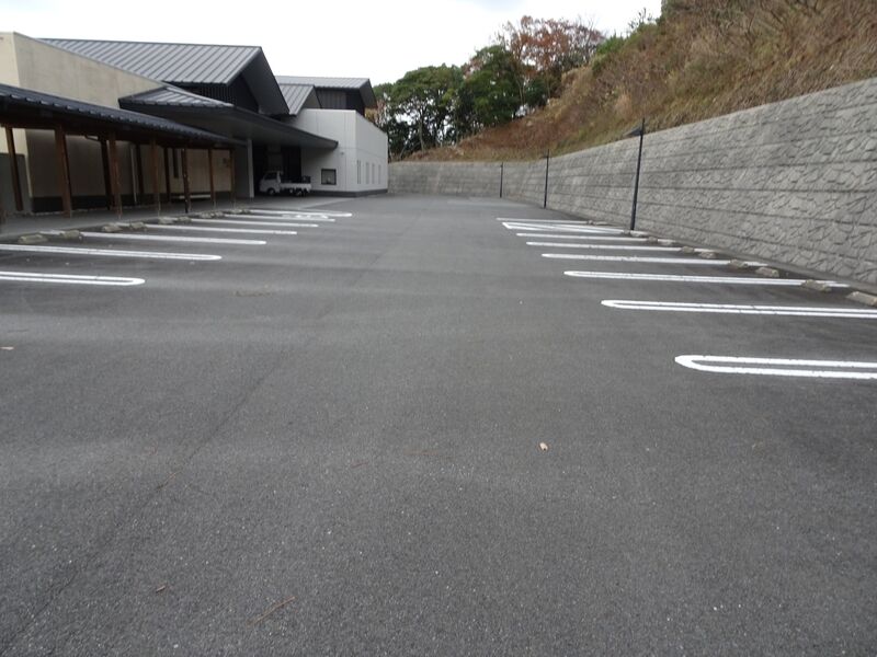悠久の杜 駐車場１