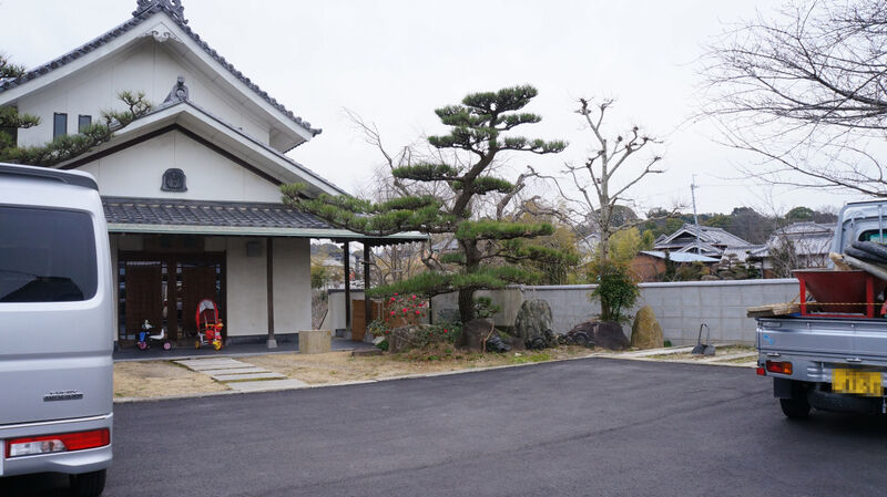 称名寺 駐車場