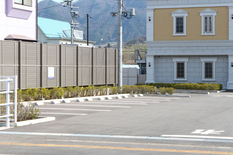 八幡法事センター 駐車場