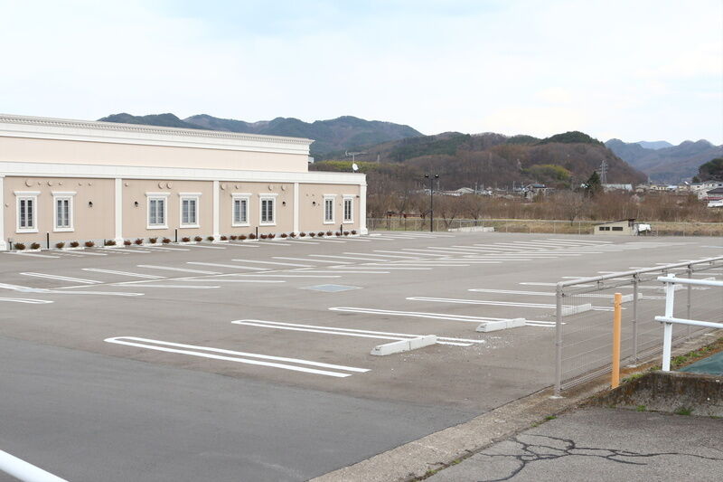 佐久穂法事センター 駐車場