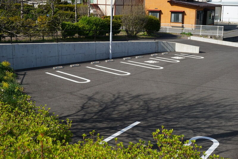 えこうホール岡谷　さくら館 駐車場２