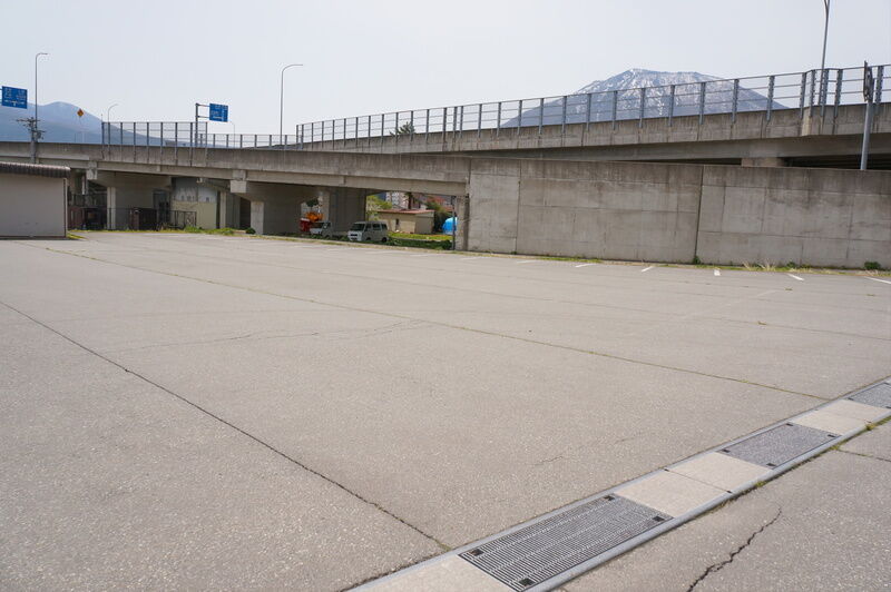 JAホールしなの 駐車場