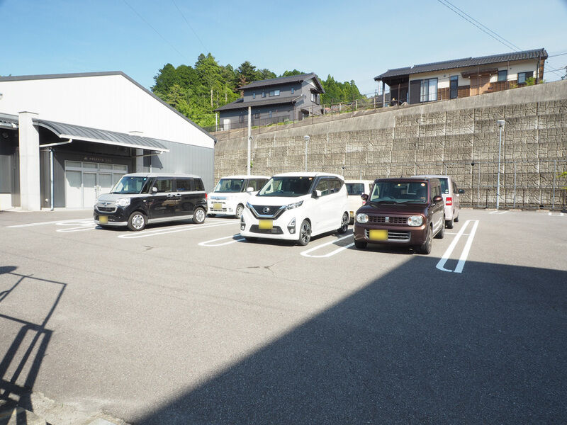 やすらぎホールしたら 駐車場