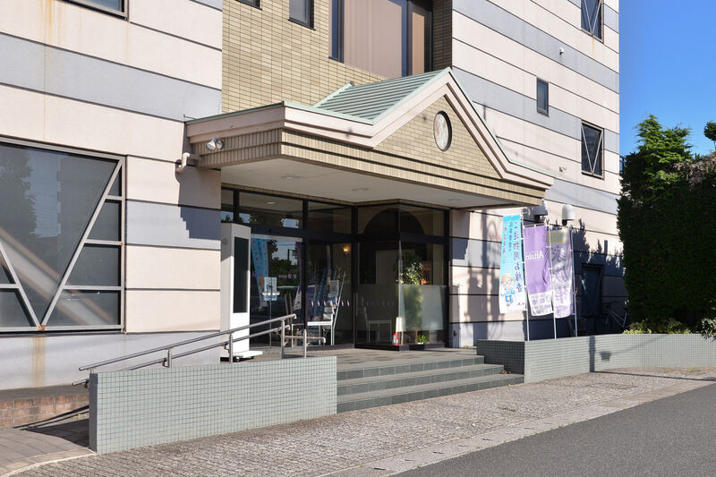 アテインゆりのきホール 入り口