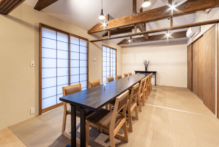 おおるりホール 会食室（コロナ以前の撮影）