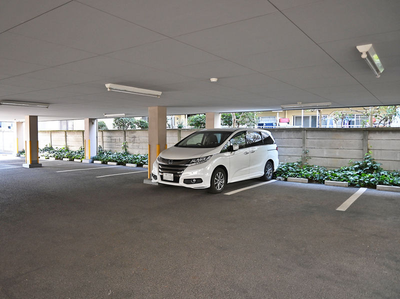 善照寺 仏教会館 駐車場