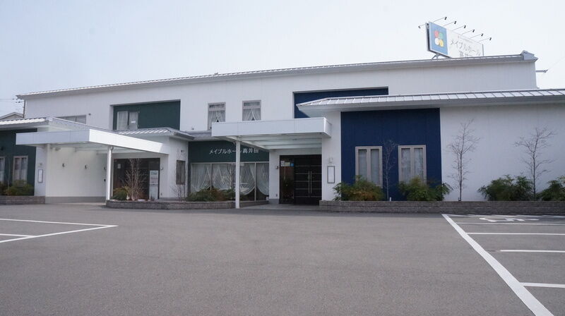 メイプルホール高井田 建物外観1