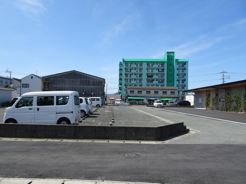 JA北九やすらぎ会館　遠賀駅前斎場 駐車場１