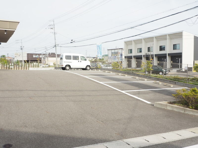 常滑愛昇殿 駐車場