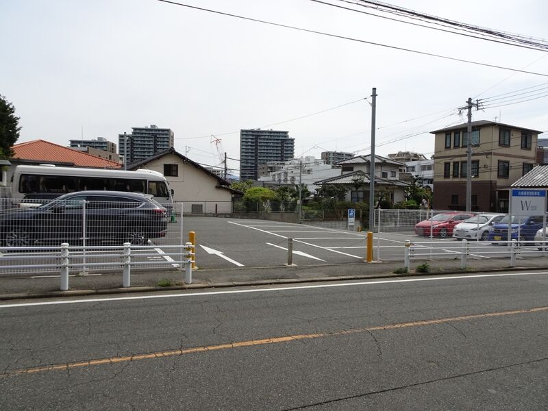 福岡斎場 桜坂ホール 駐車場３