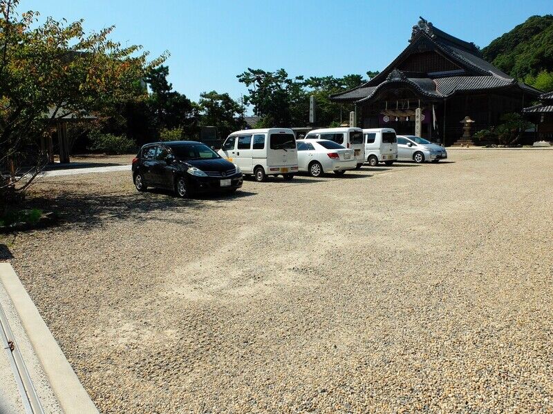 祖霊社 駐車場