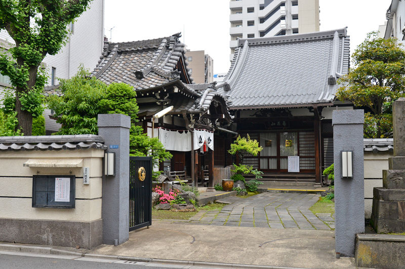 経王寺三光洞 外観2