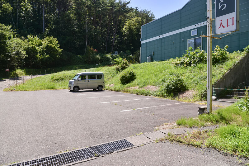 うれいらホール 駐車場