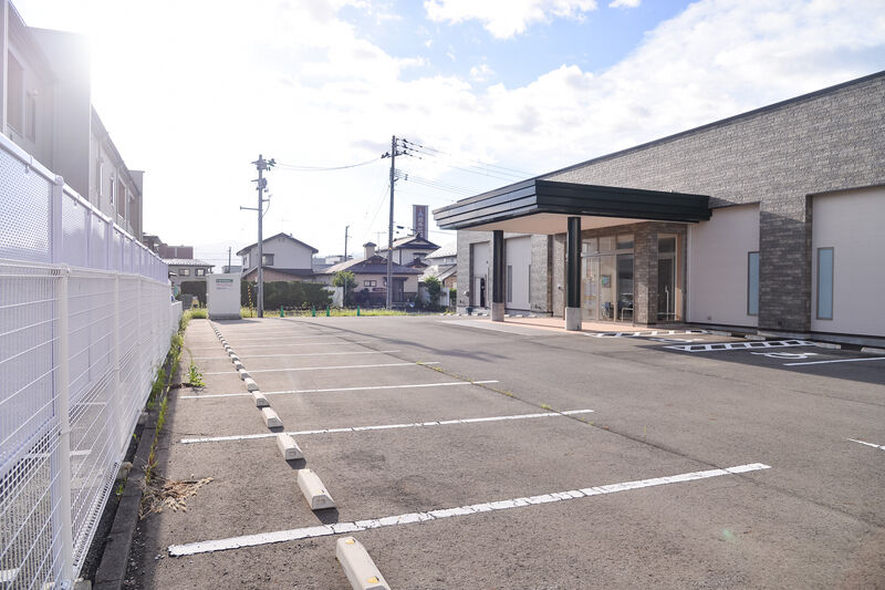 セリオホール矢巾 駐車場