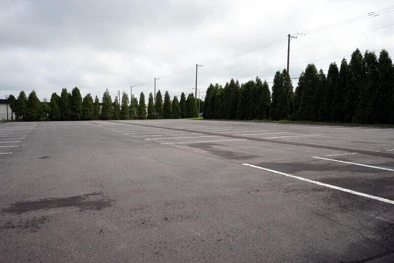 ちとせ市民斎場　千歳葬殿 駐車場２