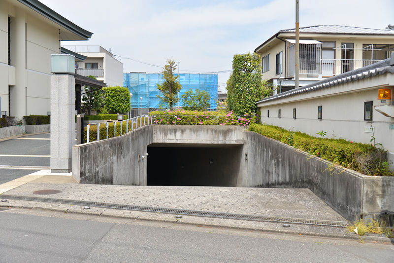 東本願寺 真宗会館 駐車場2