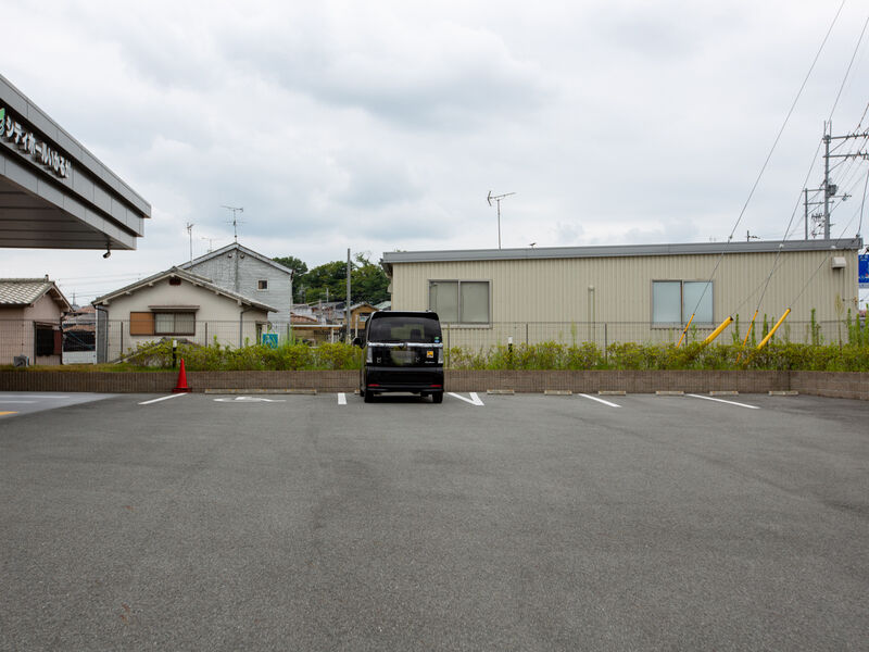 シティホールいかるが 駐車場