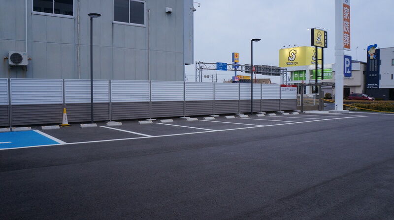土生やわらぎホール 駐車場