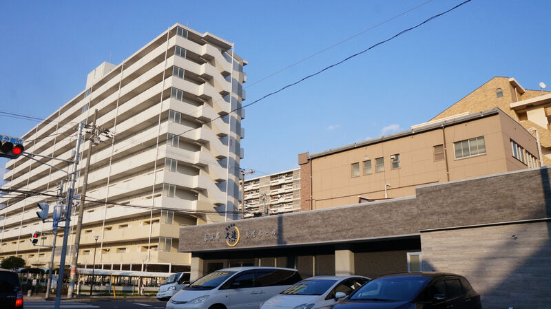 久遠 長居ホール 建物外観1
